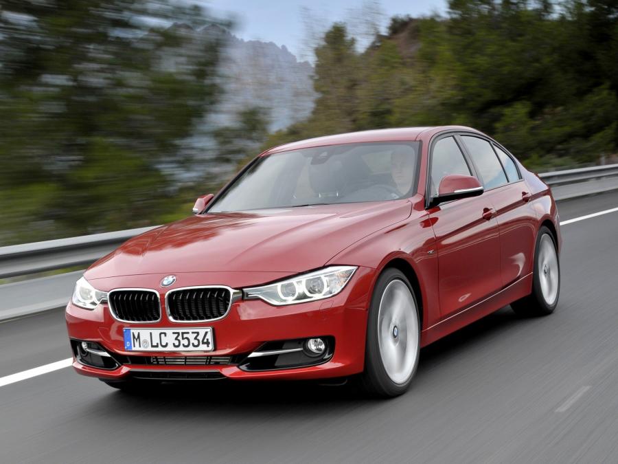  BMW 328i Sedan Sport Line 2012 года  (фото 9 из 16)